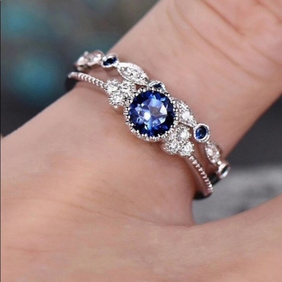 S925 Royal Blue Stacked Halo Ring - Picture 3 of 8